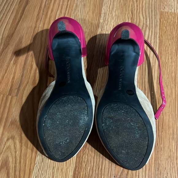 BCBG Generation Suede and Patent Leather Peep toe - Picture 3 of 5